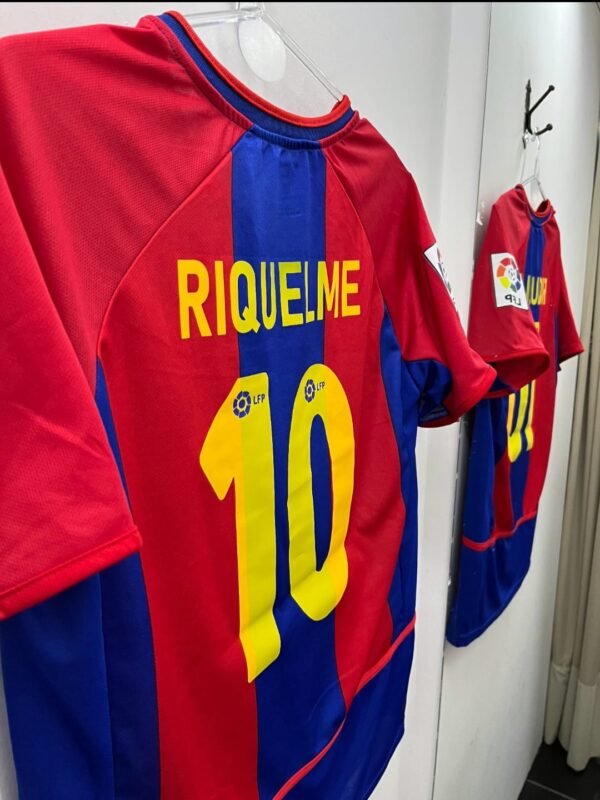 ADU-R-002-5 BARCELONA RIQUELME 2002