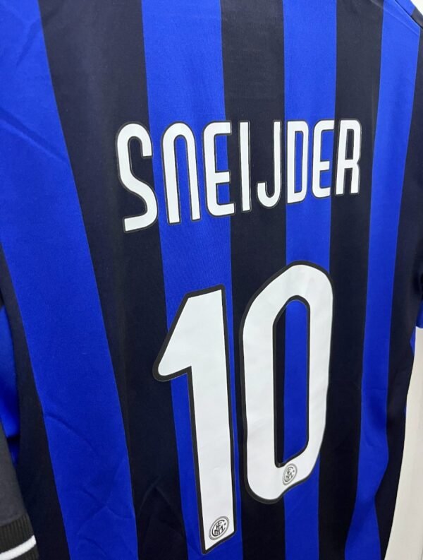 INTER SNEIJDER