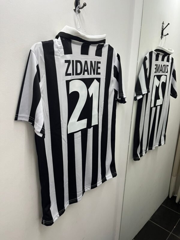 JUVENTUS ZIDANE