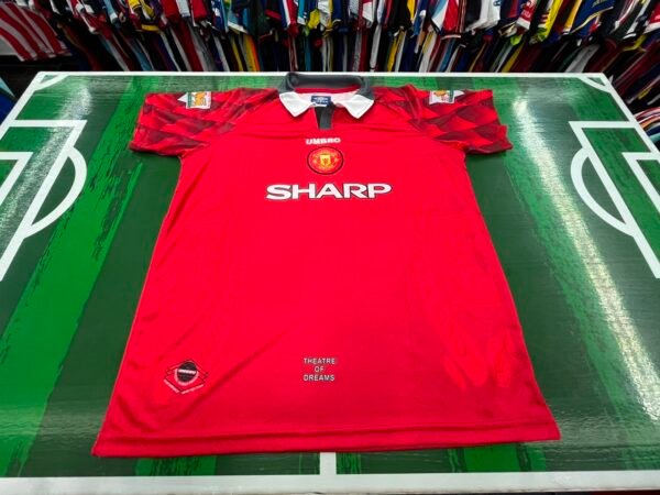 MANCHESTER UNITED RETRO BECKHAM